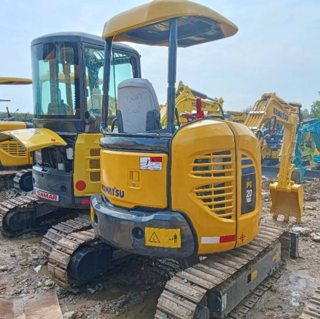 2-тонный экскаватор Komatsu PC20 миниатюрный гусеничный