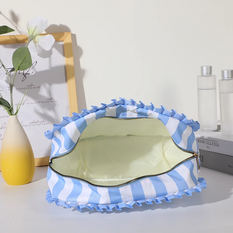 Gingham Ruffle Customized Make Up Toiletries Bag Wholesale Travel Bag Personalized Cosmetic Bag