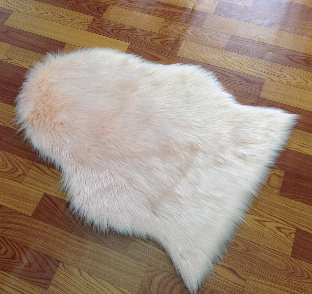 Carpet Manufacture Pink Color Animal Shape Faux Sheepskin Fur Rug Plush Fur Rug for Home Decoration