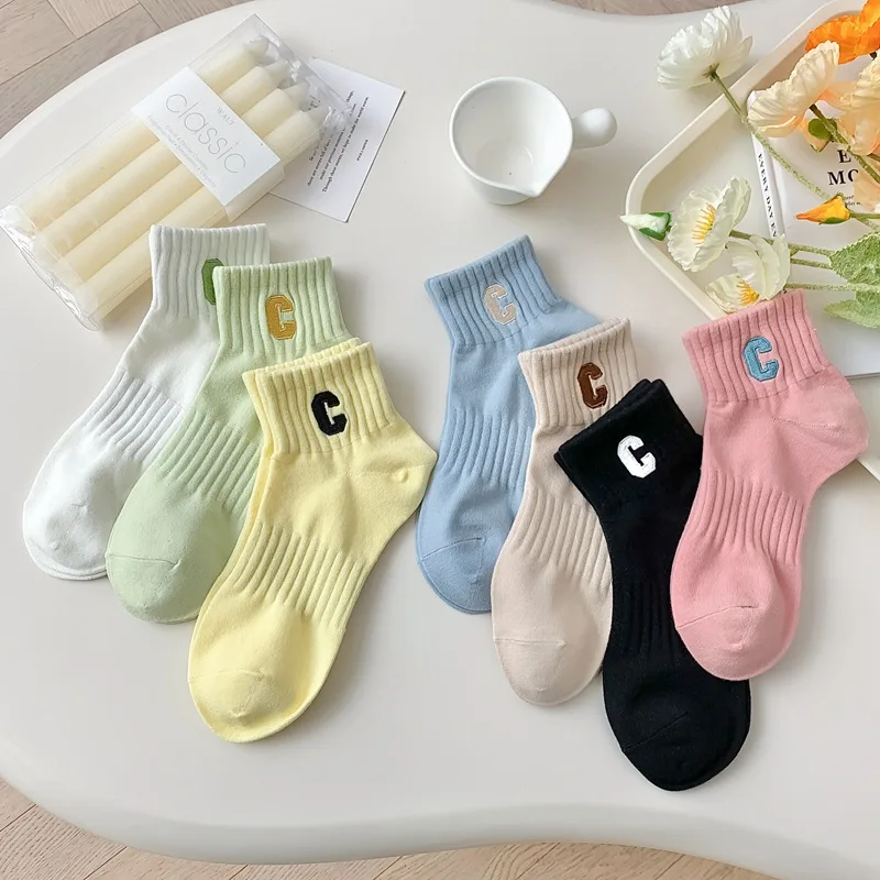 Wholesale Summer Embroidery Letter C H Socks  Low Cut Thin Breathable Cotton Cute Ankle Women Socks Sport Lovely Student Socks
