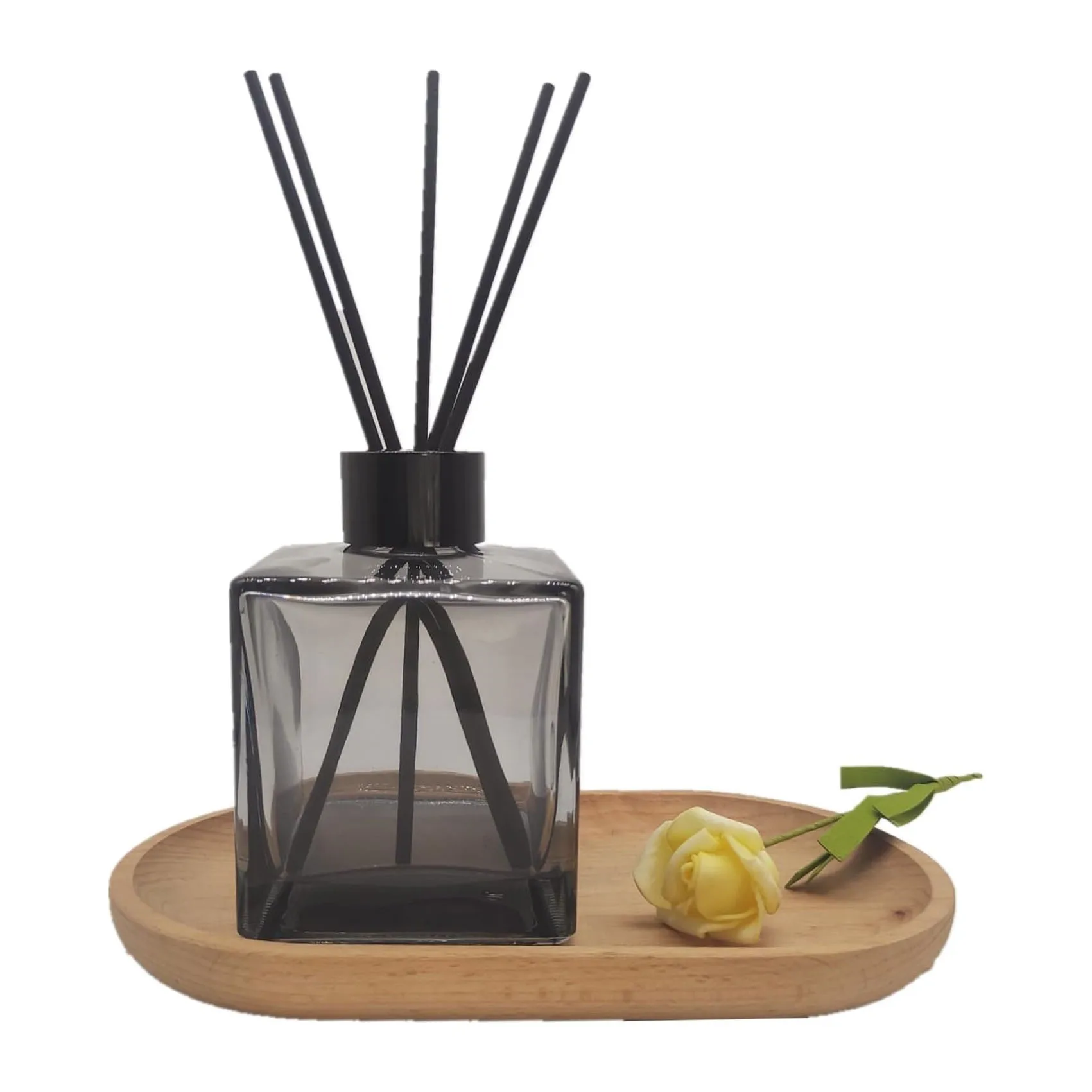 Essential Oils Reed Sticks Home Fragrance 1.7oz Empty Reed Diffuser Jar Square Glass Diffuser Bottles with Silver Caps