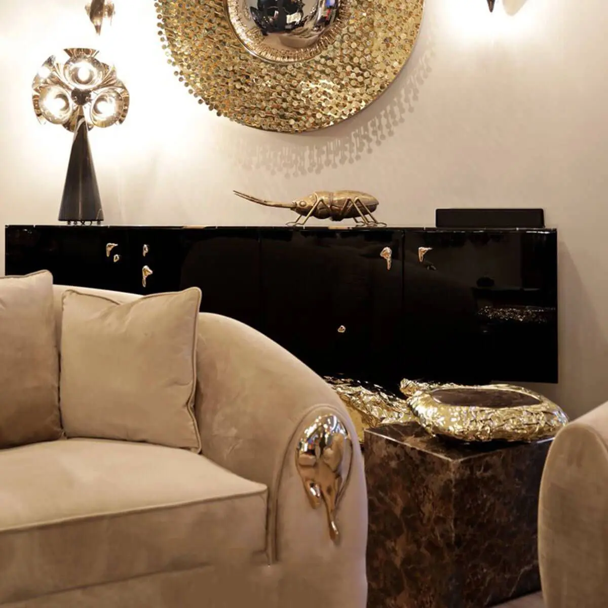 Northern Europe Modern Minimalist First-Class Space Smart Capsule Electric Function Technology Fabric Living Room Sofas