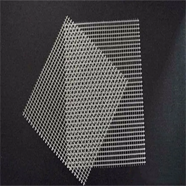 Alkali-resistant fiberglass mesh with flame retardant