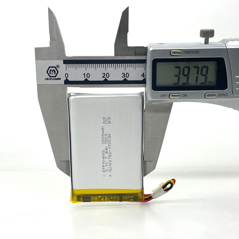 OEM Custom Pouch Cells LiPo Batteries Rechargeable Li ion Battery Manufacturer 3.7V Li Polymer 2000mAh 704060 Battery