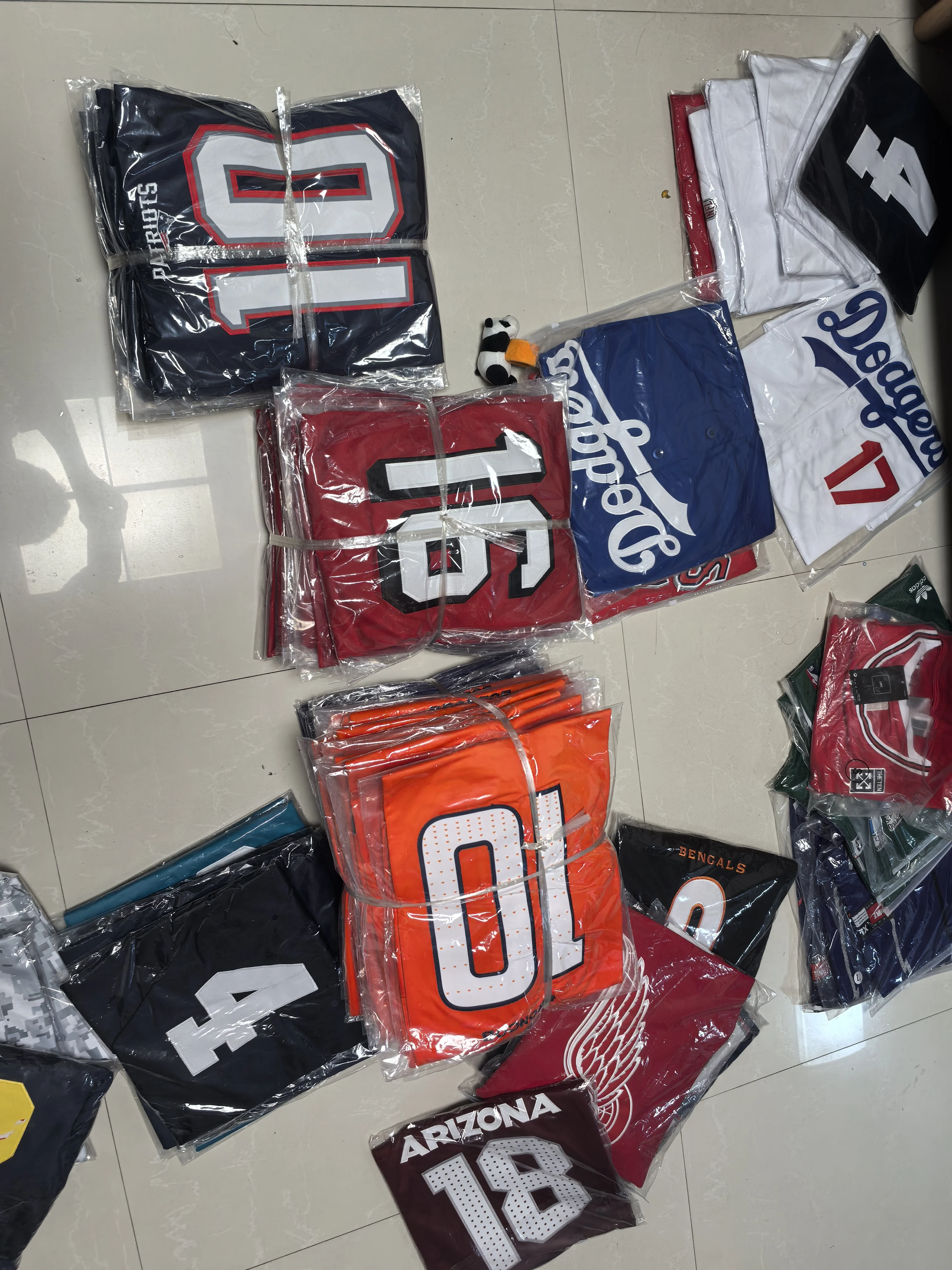 2024-25 Latest Purple Stitched Basketball Jersey Los Angeles 23 James 24  Bryant 3 Davis