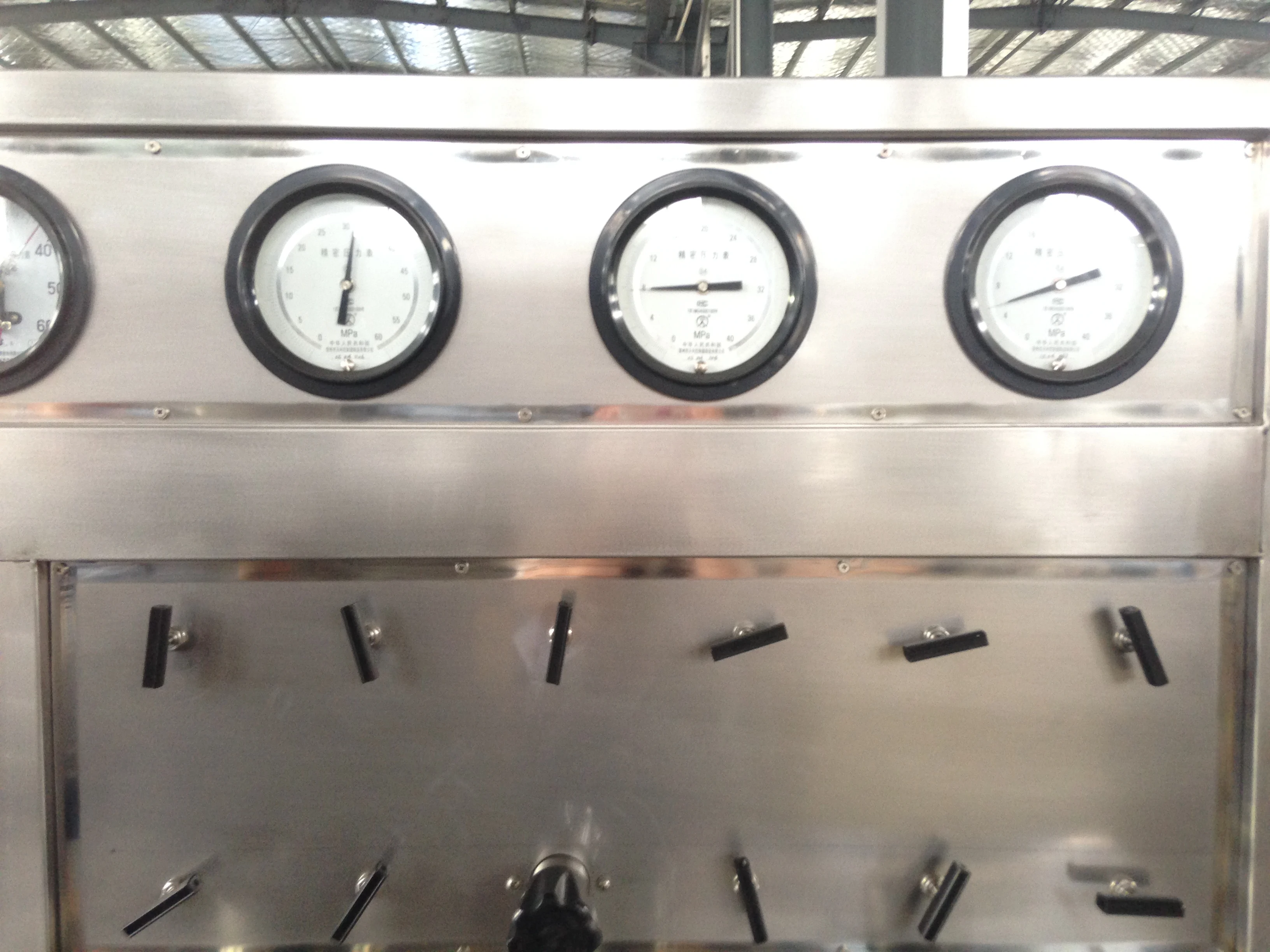 Small Scale Supercritical CO2 Extraction Machine