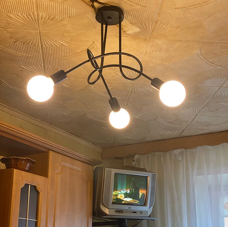 American Retro Ceiling Light Wrought Iron LED Chandelier Cheap Bedroom Light Fixtures Living Room Home Lighting Decoration