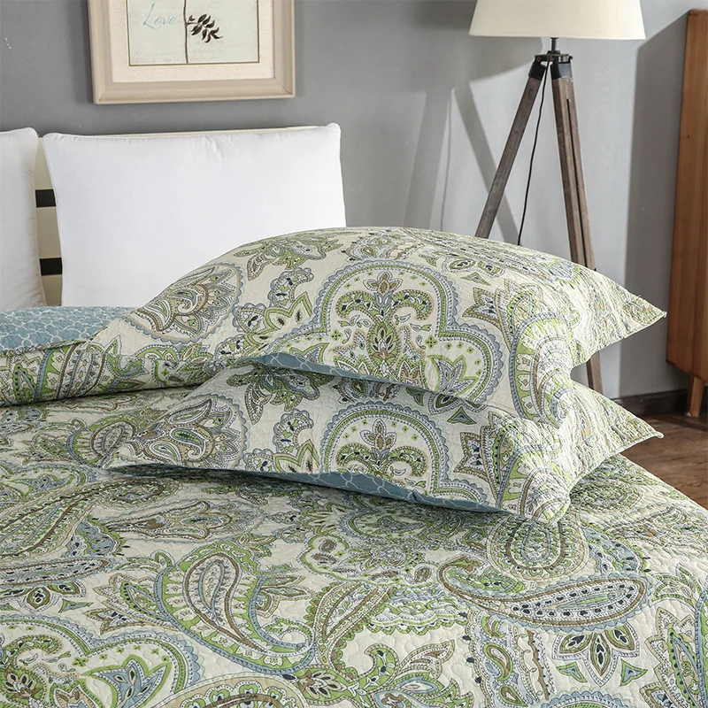 
Printed Chinese Brake Herb Cotton Fabric Quilted Bedspread 