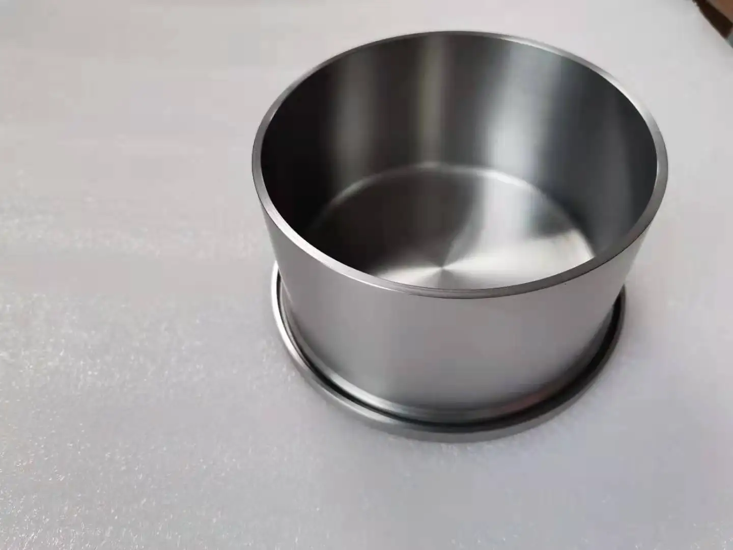 99.97% purity high temperature tantalum crucible for melting tantalum crucible
