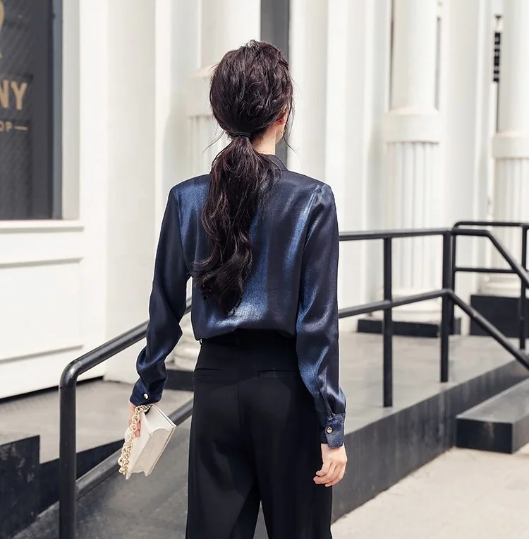
2020 Wholesale Latest Design French Suit V-neck Satin Long-sleeved Design Shirts Women Western Style Office Wear Blouses 