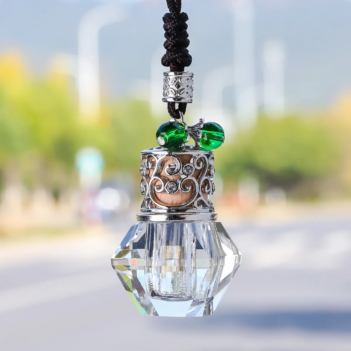 Car Aromatherapy empty bottle car perfume pendant hanging essential oil pendant in-car fragrance decoration