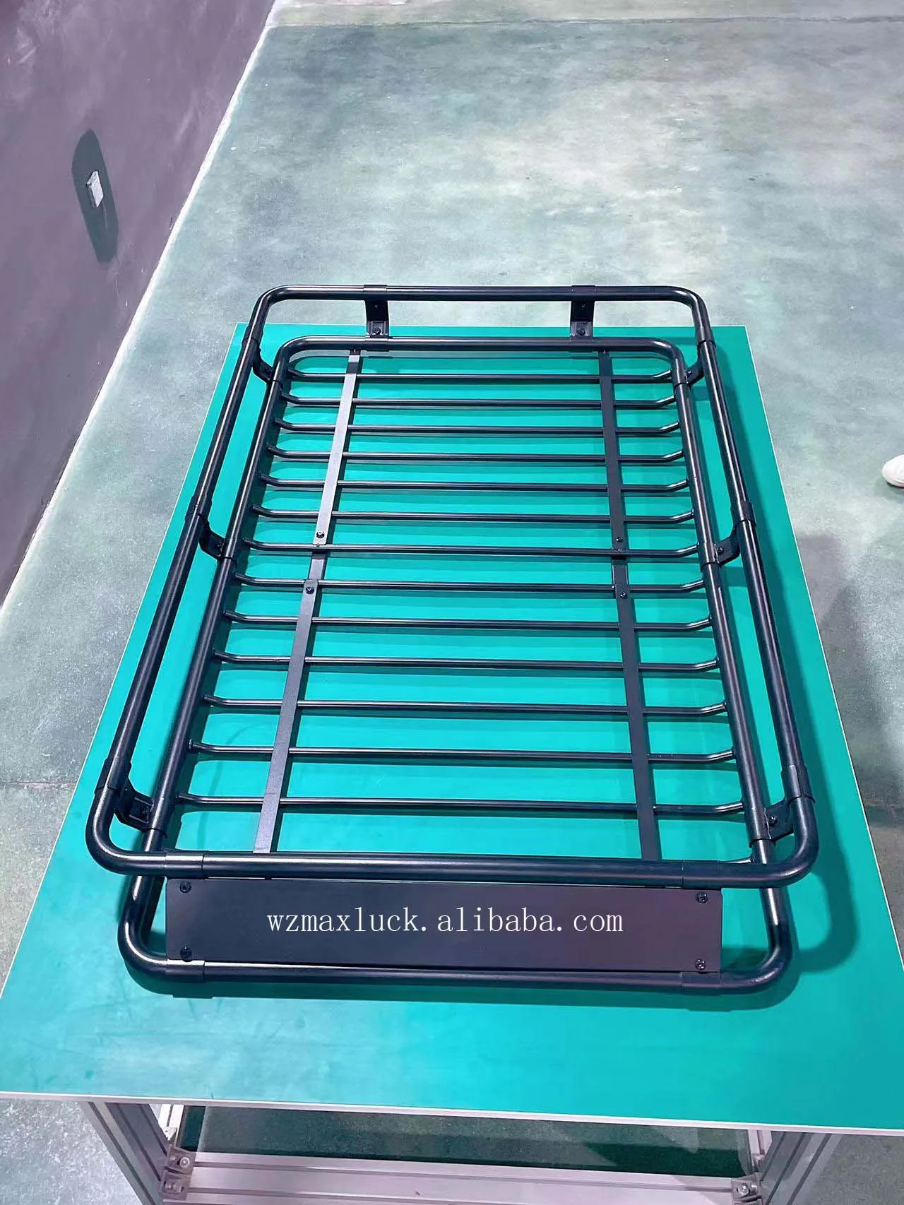High Temperature Spray Paint Cargo Carrier Heavy Duty Universal Luggage Holder Car Roof Rank Basket
