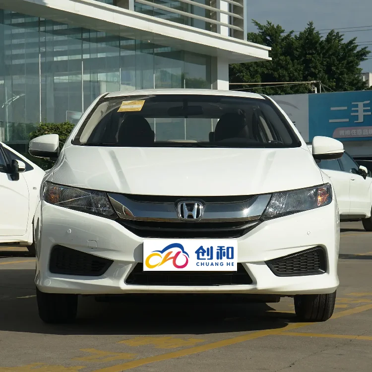 Fengfan city 2015 1.5l Infinite Comfort Edition Automotive Adult Vehicle Second Hand Sports Car for honda
