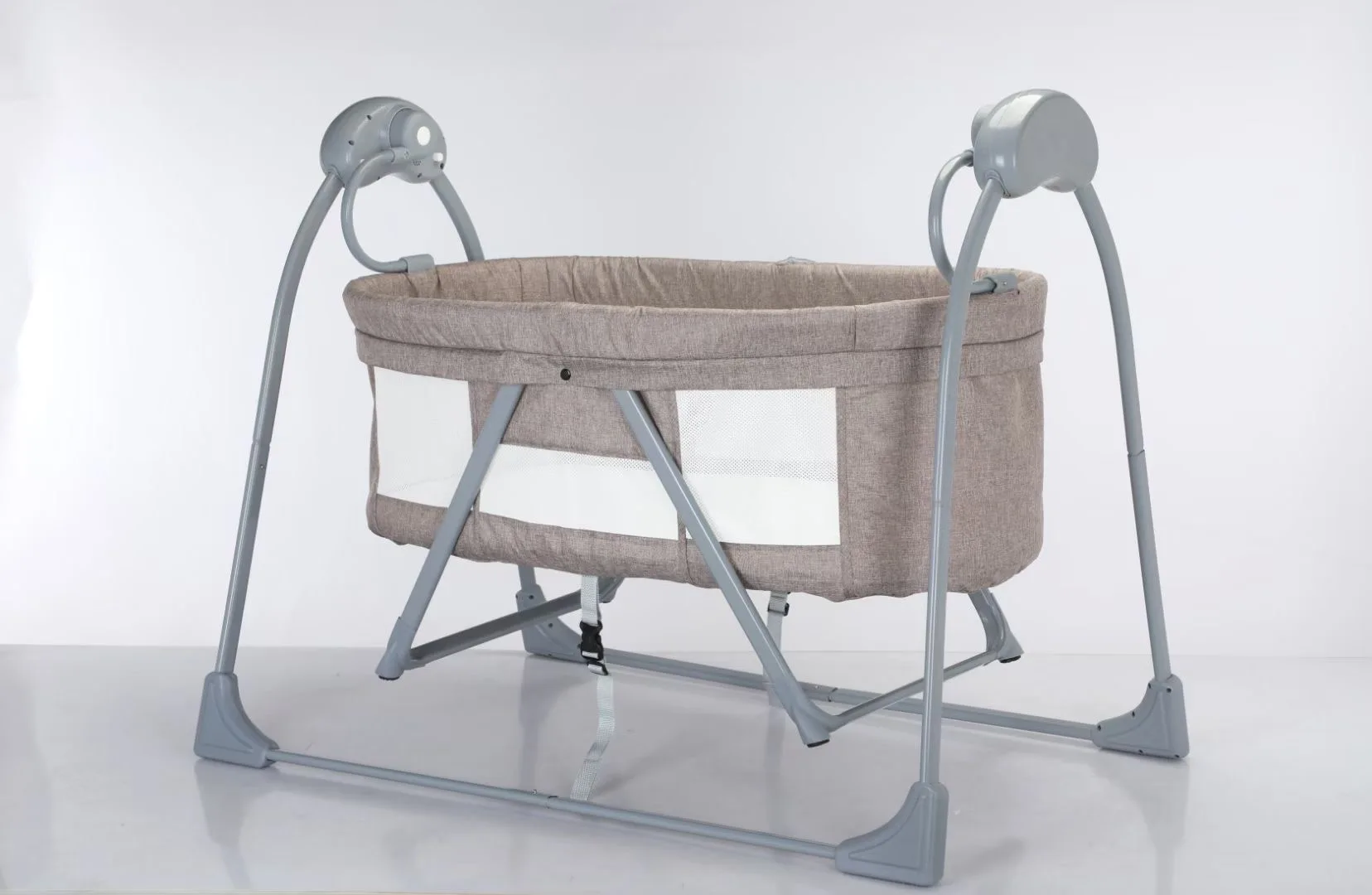 Multi functional Detachable Use Automatic CradleBaby Rocker Bassinet Bed Electric Rocking Chair For Baby