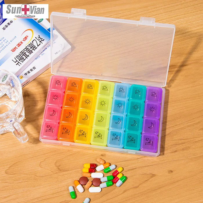 Plastic 7 Days Portable Pill Storage Cases Weekly Pill Box With Cover