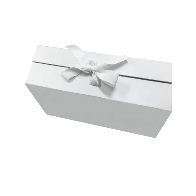 Factory price retail white magnetic closure folding gift packaging box with ribbon