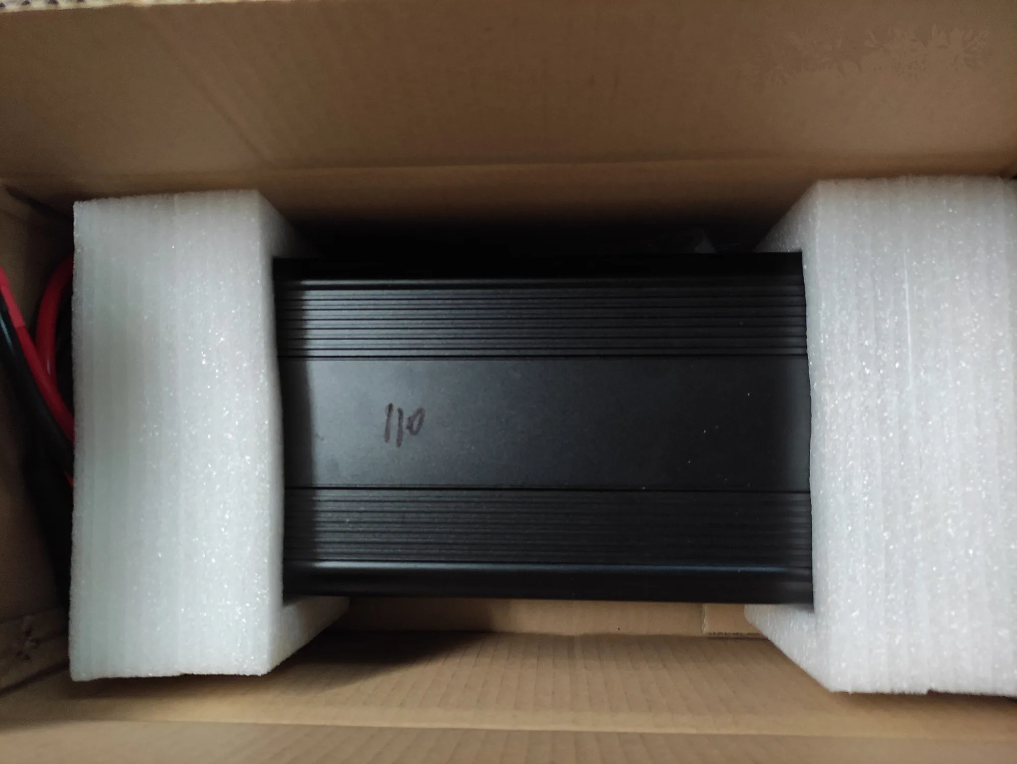 DC to AC 1500W 12V 24V Car inverter Modified sine wave inverter Converter