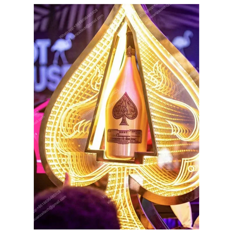 Зеркало туз лопаты бутылка шампанского ведущий