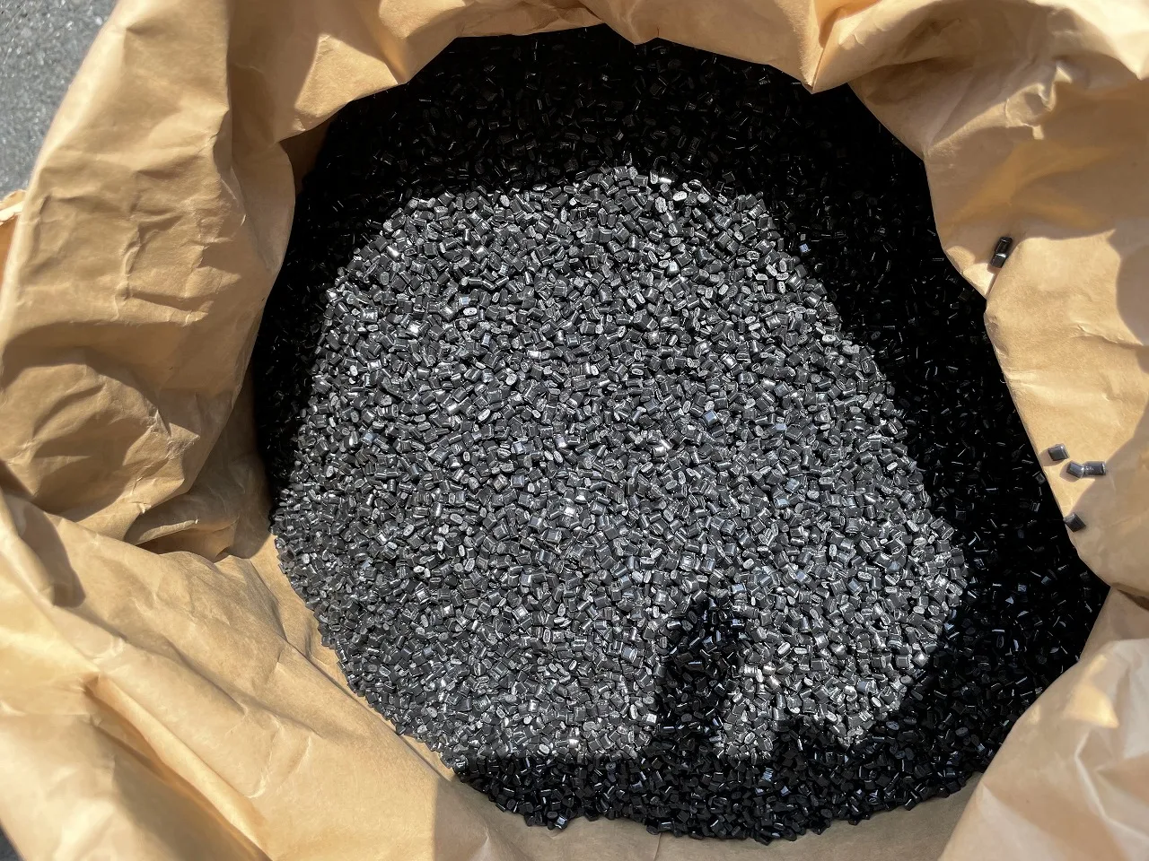 Wholesale black pellet general purpose polycarbonate granules pc