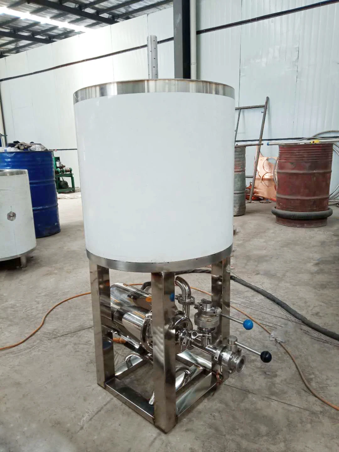 Simple beer keg/ barrel cleaning machine