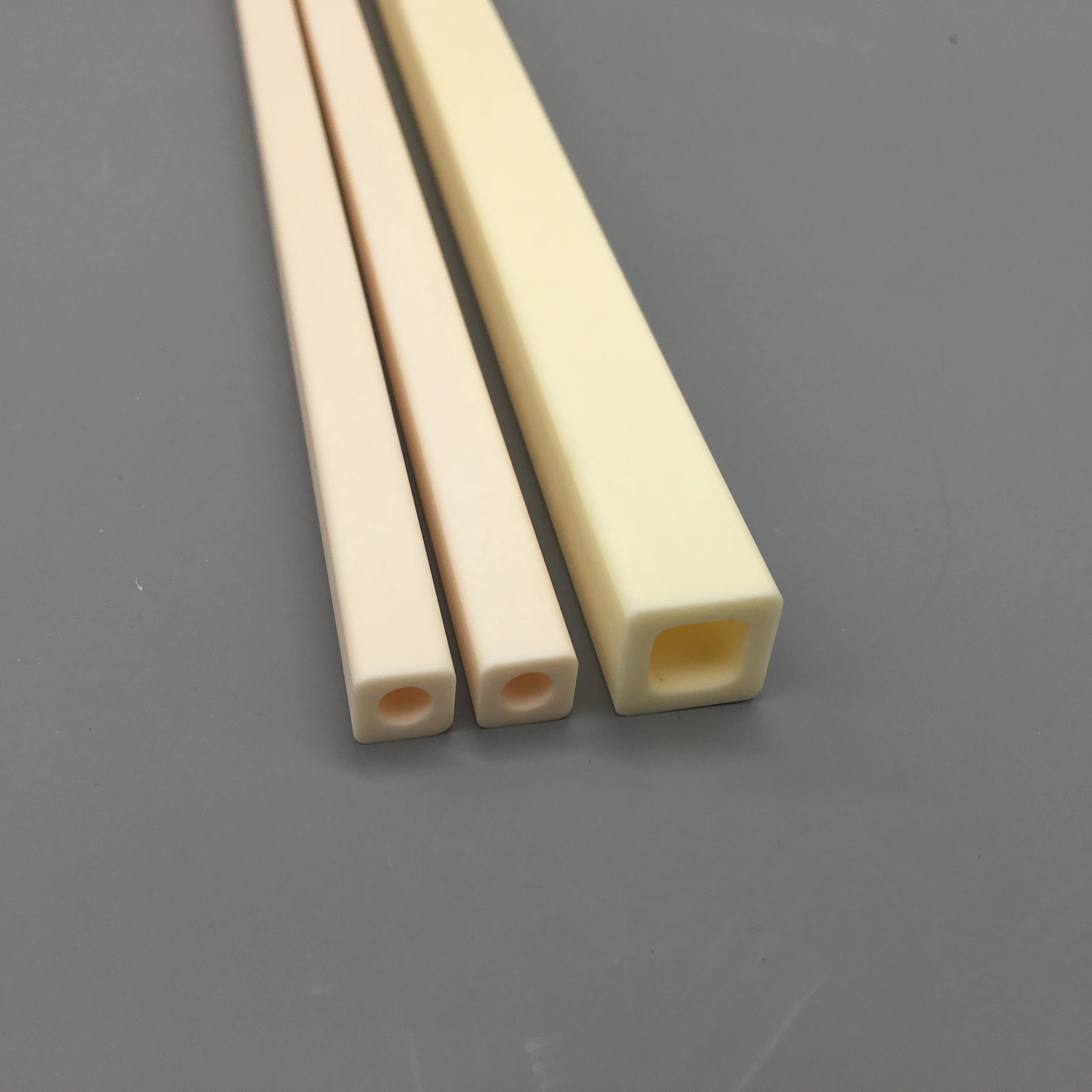 Инженерная керамическая трубка из оксида алюминия 99% al2o3