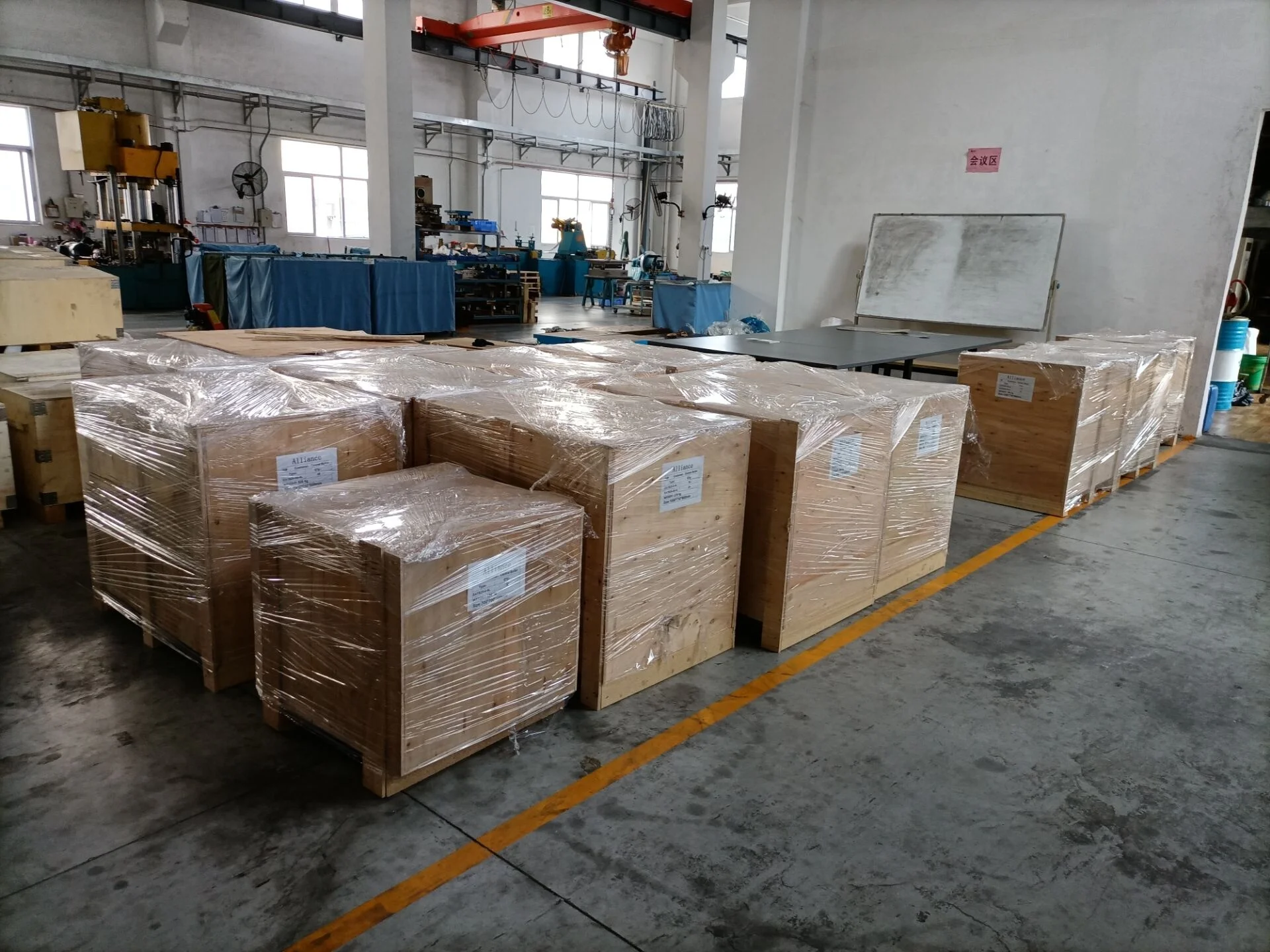 Large Heat Transfer Area Stainless Steel Brazed Plate Heat Exchanger For Oil Cooling Equipment