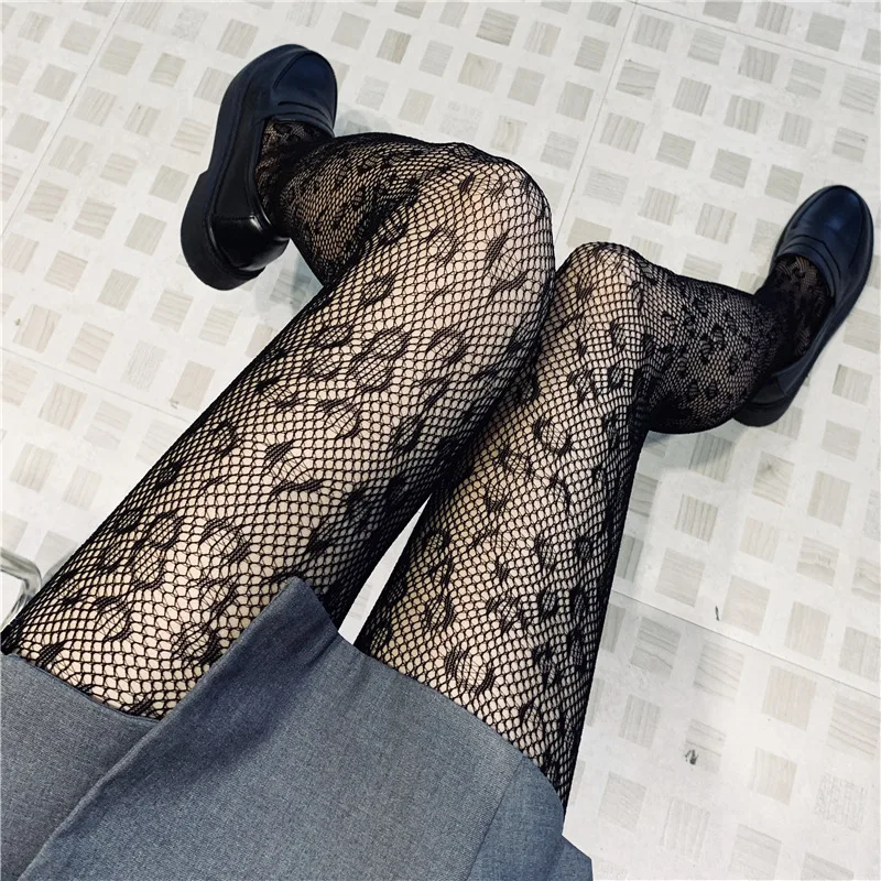 JK fashion ins stockings female high anti-hooking  stockings sexy black and white  hollow grid pantyhose