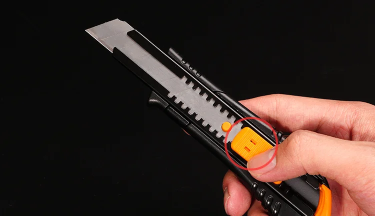 ZY-918 Heavy-duty Custom 18mm Snap off Knife Zinc Alloy Handle Utility Knife Safety Cutter knife For Carton Cutting