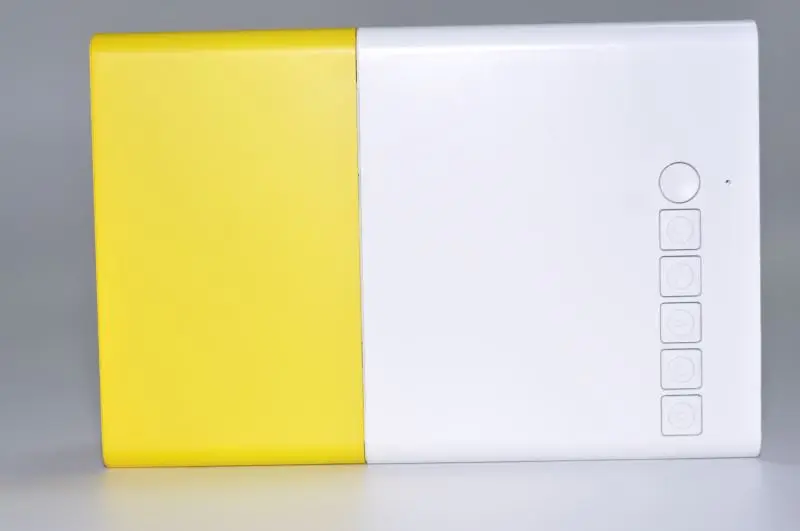 New products YG300 Built-in Battery Portable Mini Pocket Projector 1080P Mini Projector YG300 with TV Tuner Outdoor Home