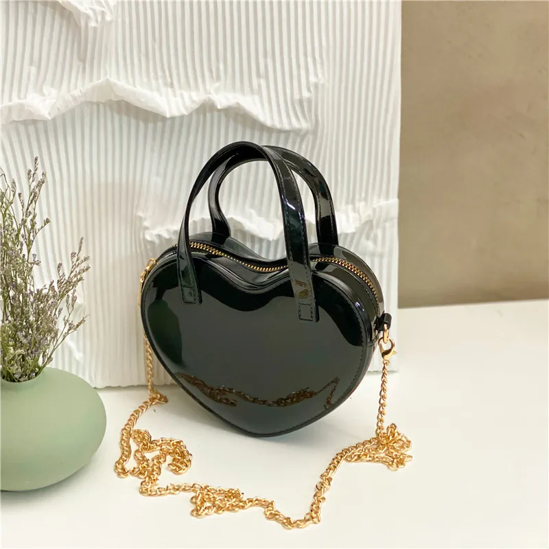 2022 New Trend Less Jelly Portable Diagonal Bag One Shoulder Chain Love Cute Girl Bag PVC Waterproof Wear-resistant Cheap Whole