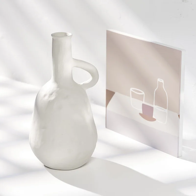 Hot Selling Nordic Vase Home Decoration White Flower Vase Small Ceramic Bud Vase