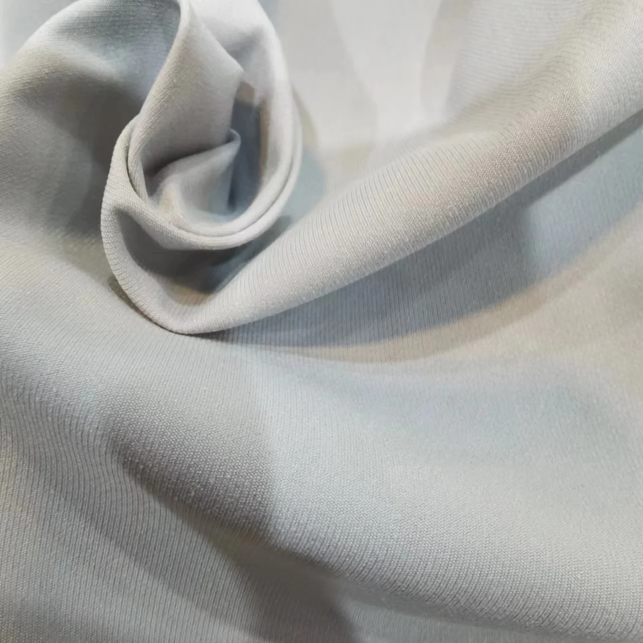 polyester100%  Trooper Skew Silk   waterproof use for  making cloth  ZARA twill  TC