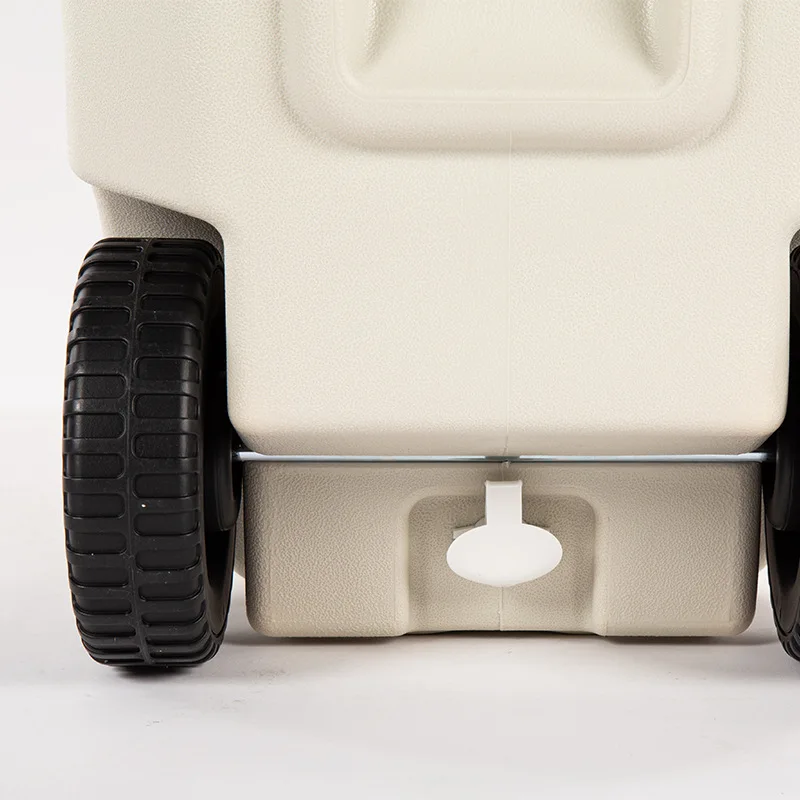 Plastic Ice Box PU Insulated Ice Cooling Ice Chest Cooler Box For Outdoor Camping