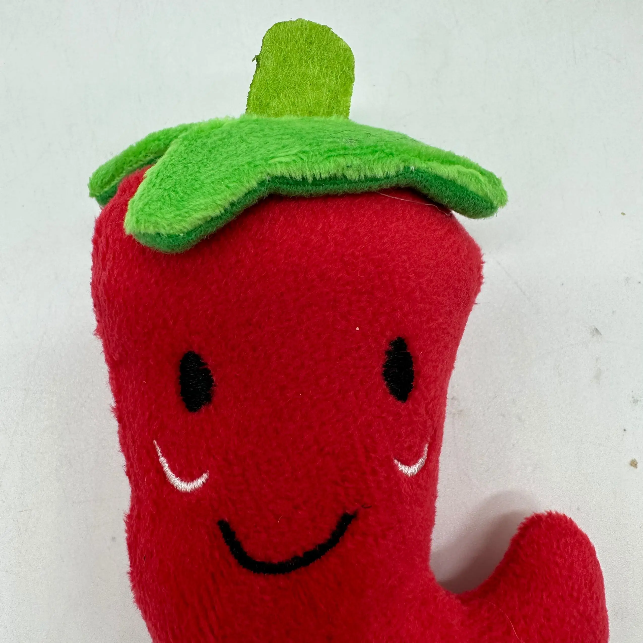 Wholesale Custom Little Pepper Soft Stuffed Plush Dog Toys Squeaky Pet Toy
