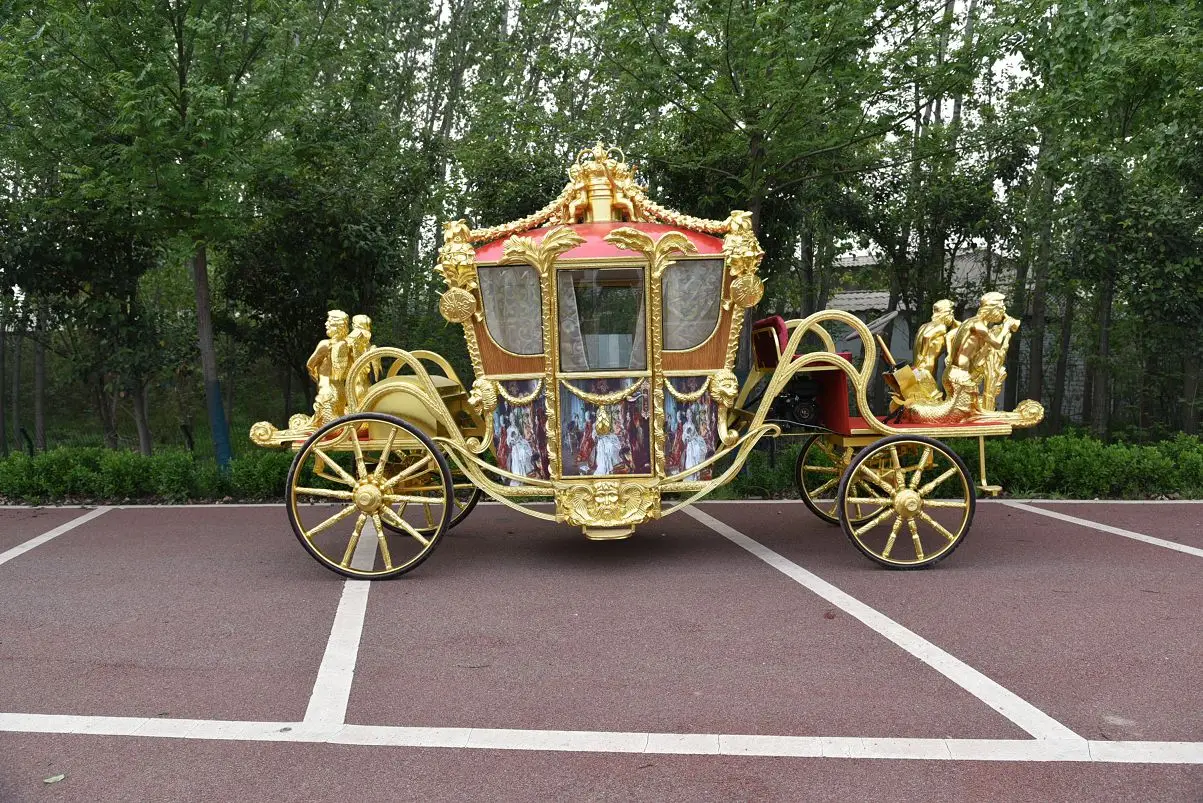 (24) Royal horse carriage.jpg