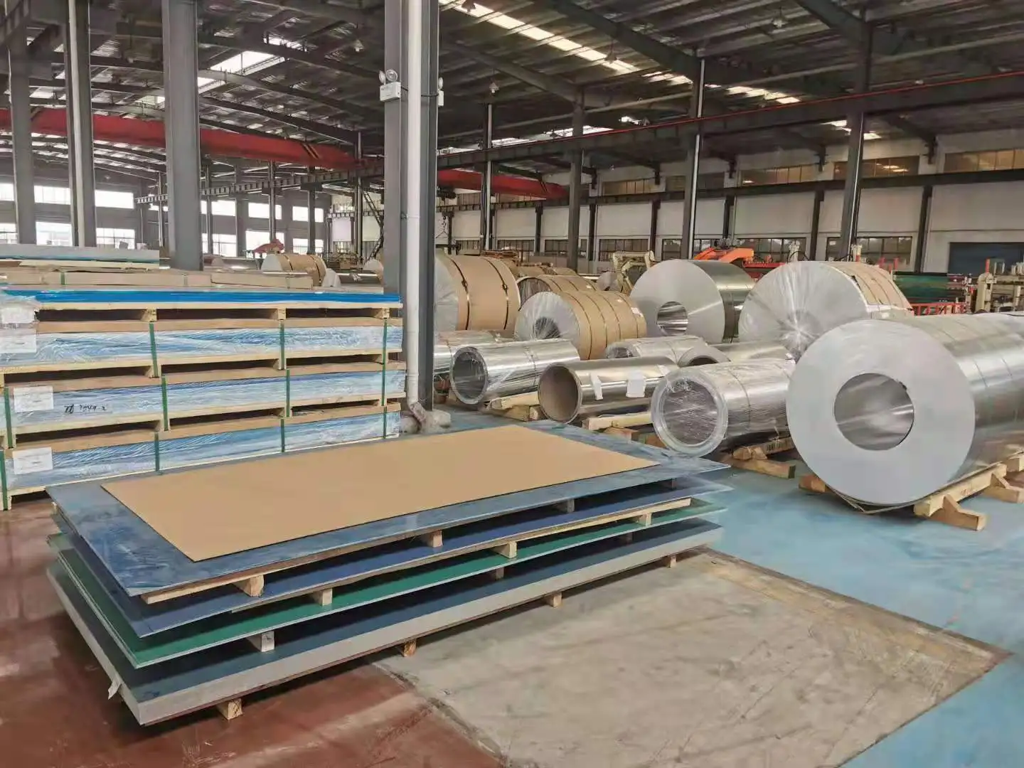 2mm thickness 304 stainless steel sheets Decorative Perforated Stainless Steel Customized Wooden Surface Series