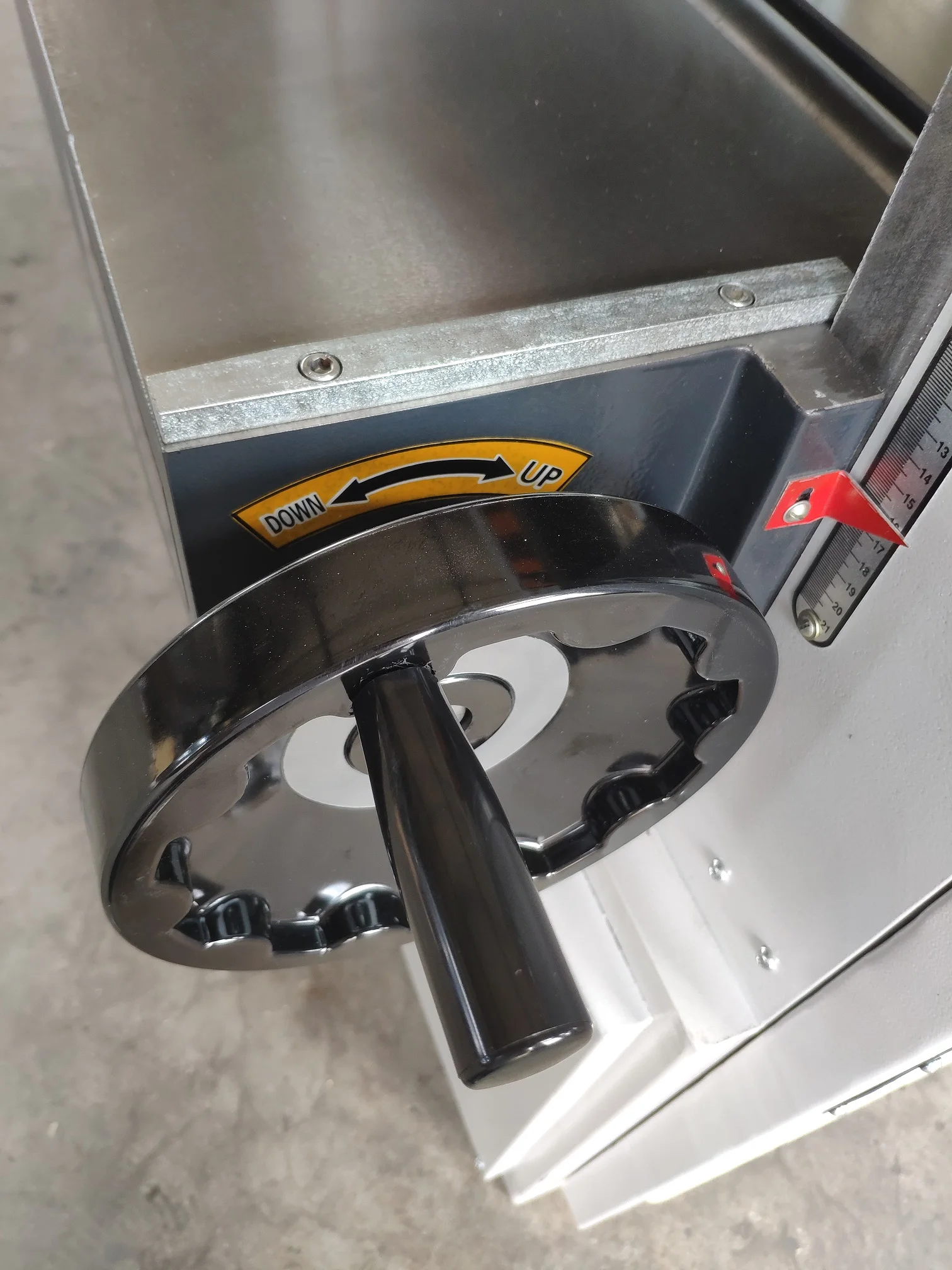 ZICAR TP104H Thicknesser planer woodworking Machine