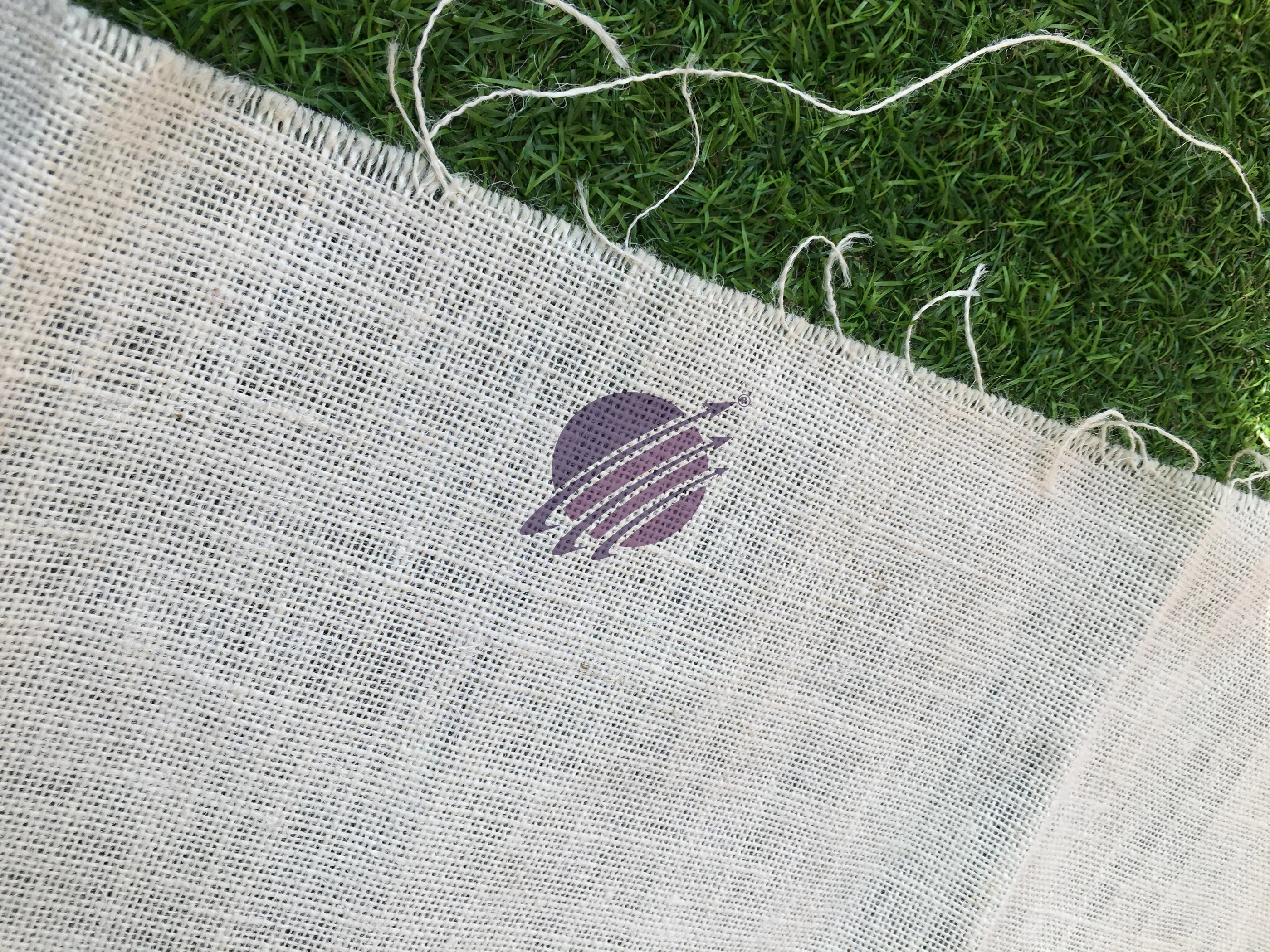 Eco-Friendly Dyed Jute Burlap Fabric for wedding party & gift raping