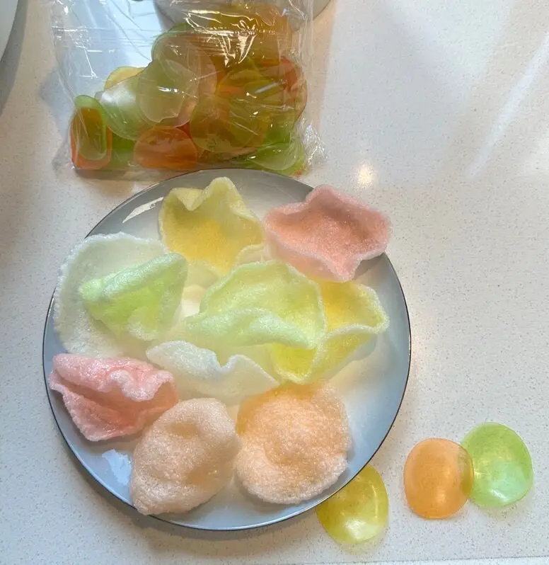 Crispy Prawn Crackers Colorful Shrimp Chips Cracker Seafood Snack Fired Food For Halal African Market