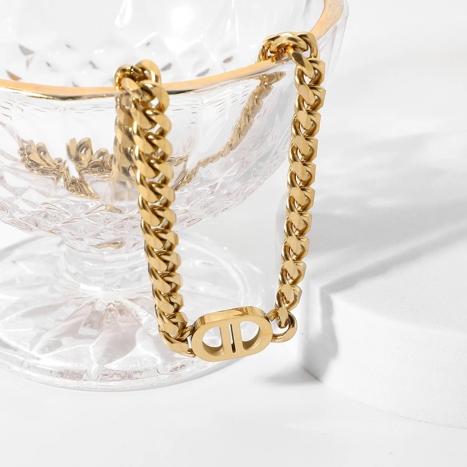 Trendy Charm Personalized Chunky Choker Chain Letter Gold Plated Jewelry Real Gold CD Necklace Stainless Steel