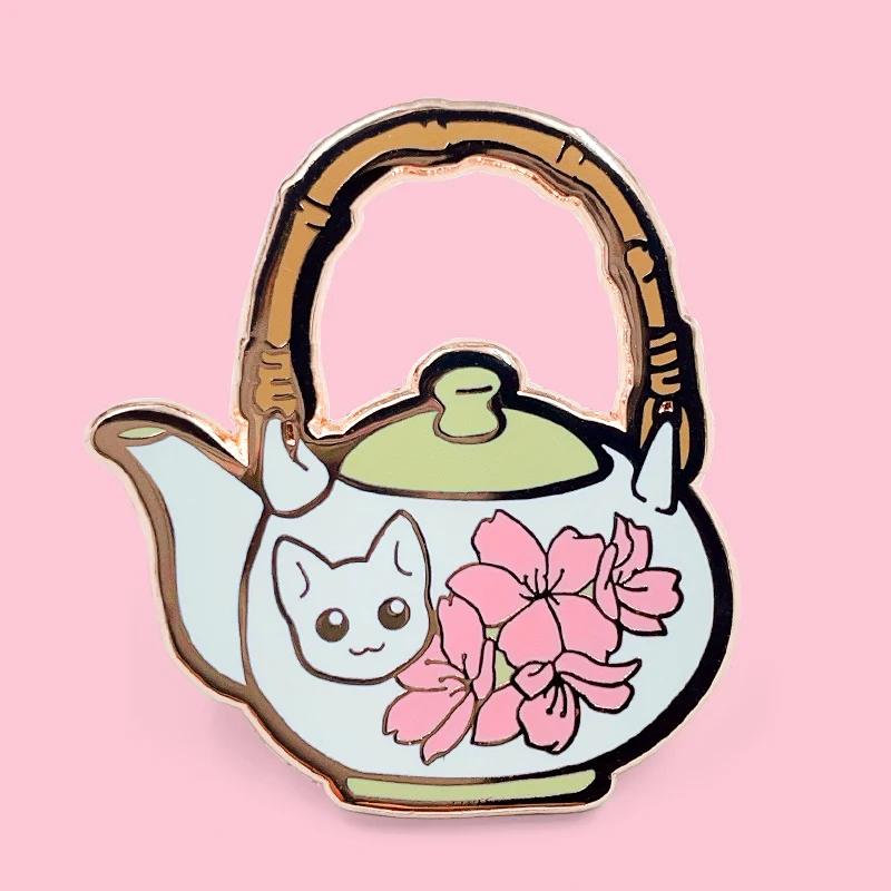 China manufacturer custom hard enamel soft enamel cat pin horse pin black nickel plating cute anime pin metal craft