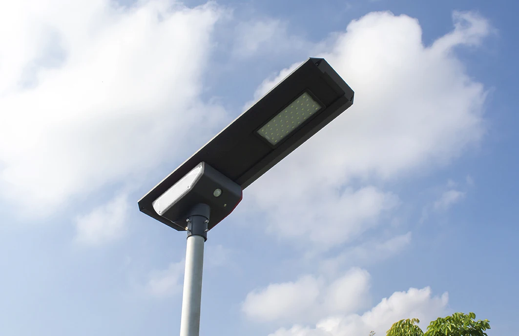 Ultra-thin DC Die-cast Aluminum Solar Cell Powered Street Light LED 80W 100W 120W Auto Dusk To Down For Street High Way Light