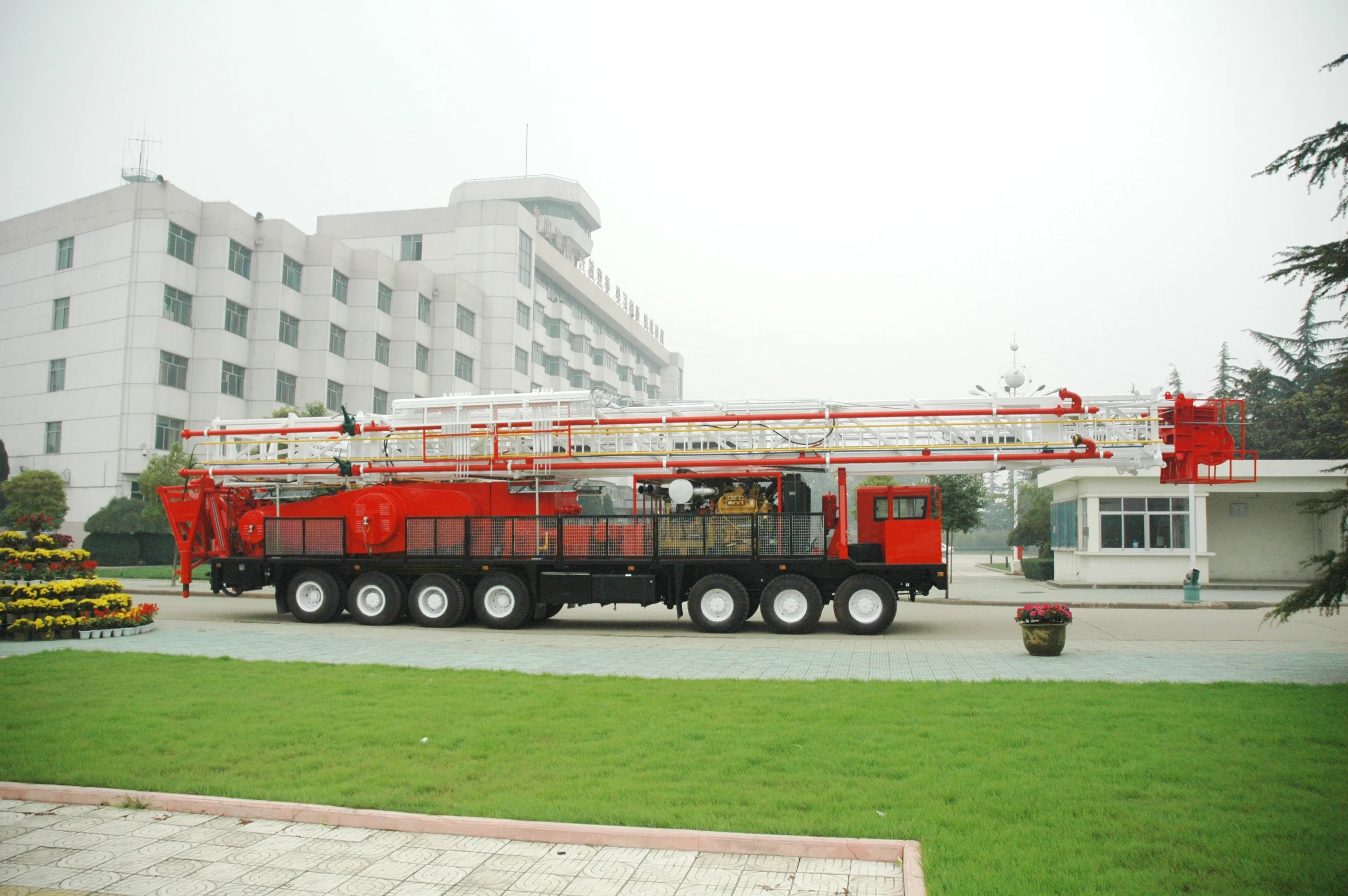 RG Oil and Gas Well Bore Hole Truck Mounted Mobile ZJ30  750HP Workover Rig  Drilling Rig  API