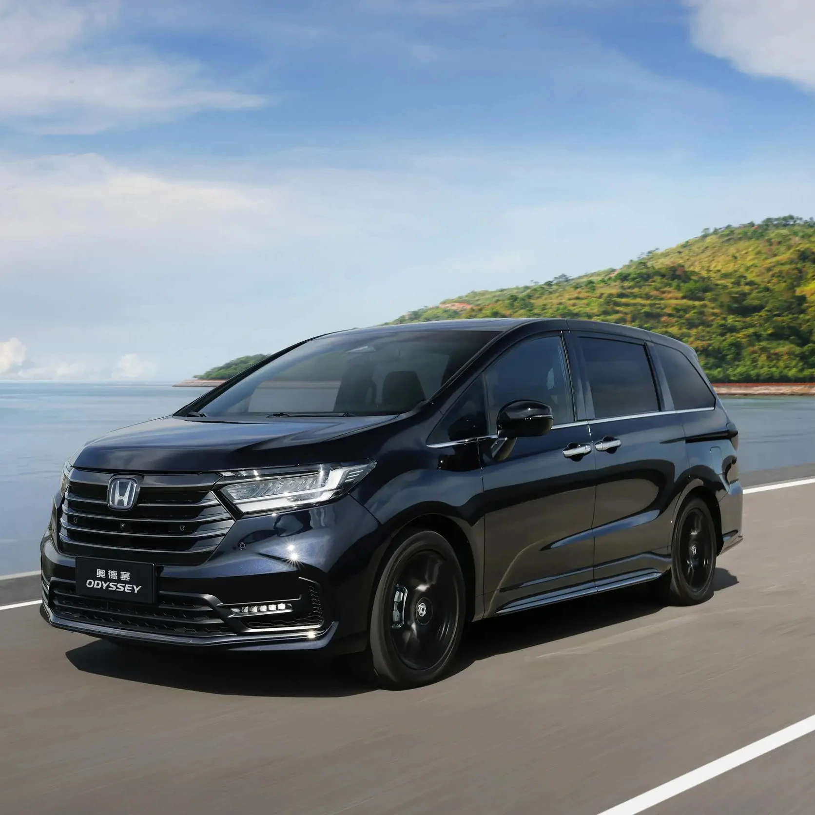 2024 High Performance 7 Seater Luxury Japanese 2.0L MPV High Speed Hond-a Odyssey LHD Hybrid Car for Sale