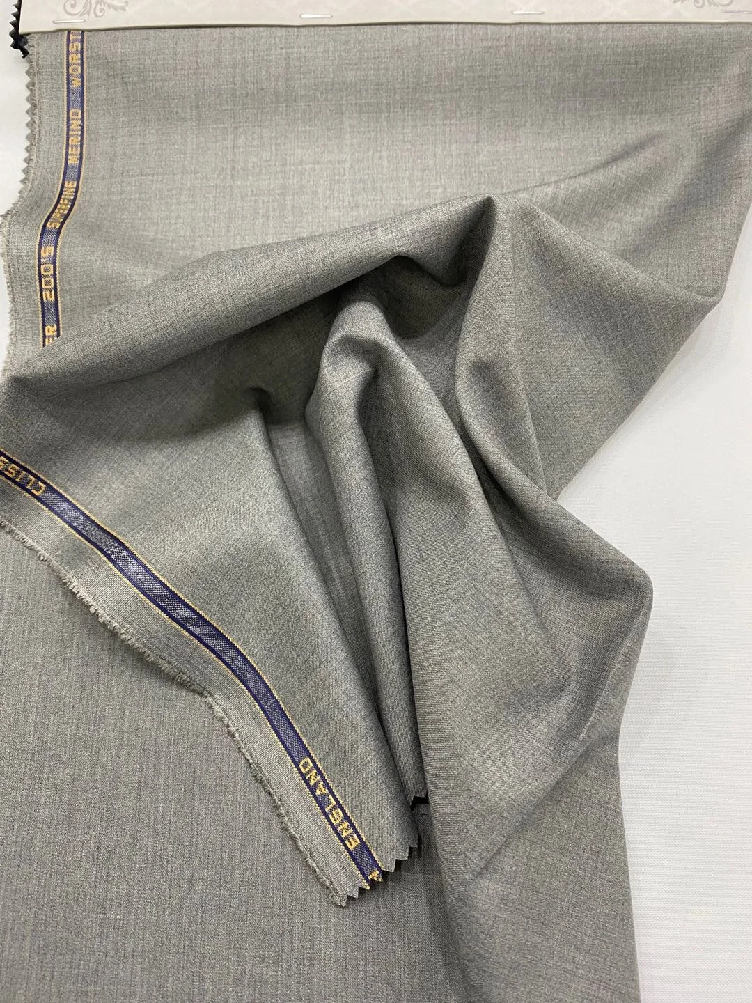 High Quality Wholesale TR Polyester Rayon Blend Mens Suiting Fabric