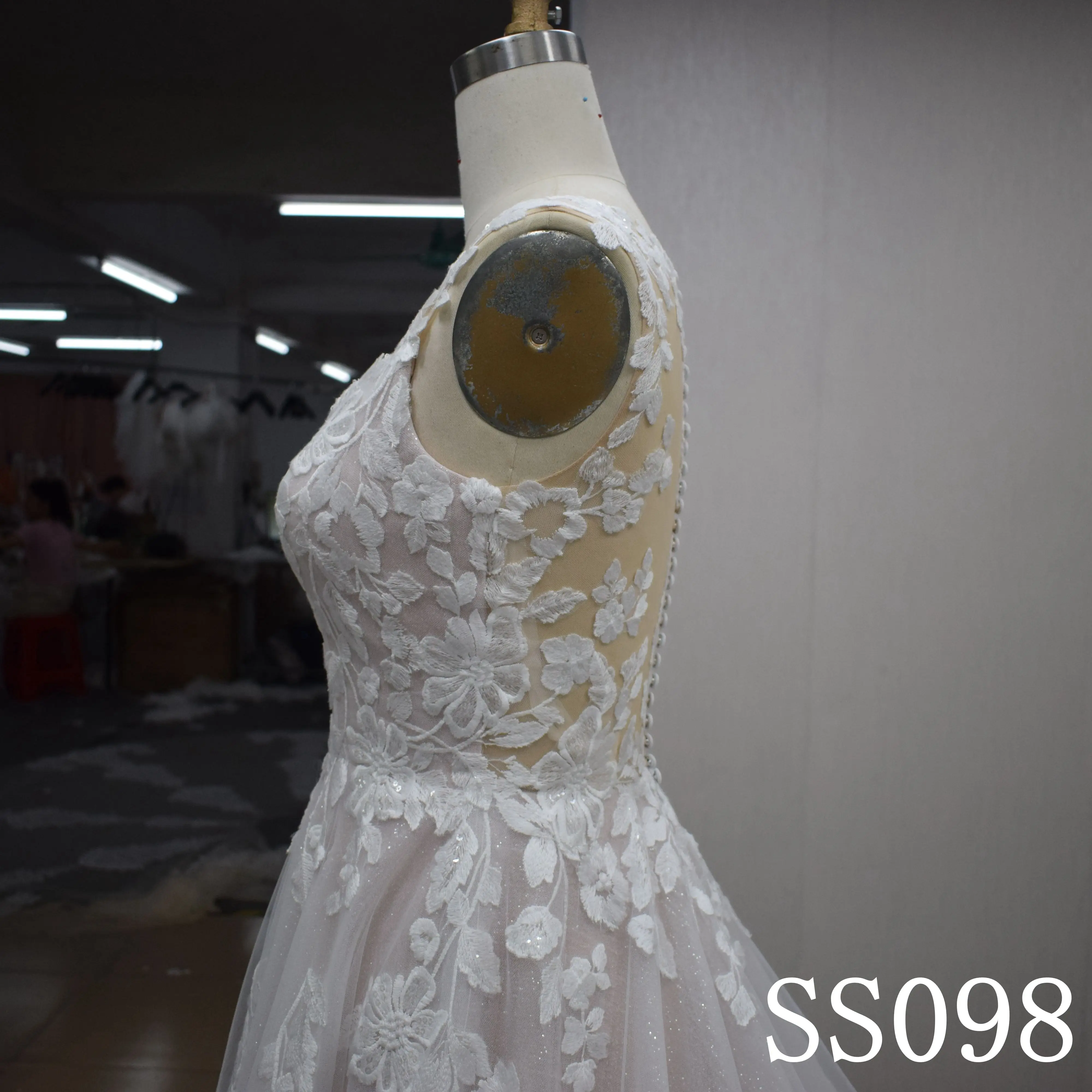 Elegant Appliqued A-Line Wedding Dress