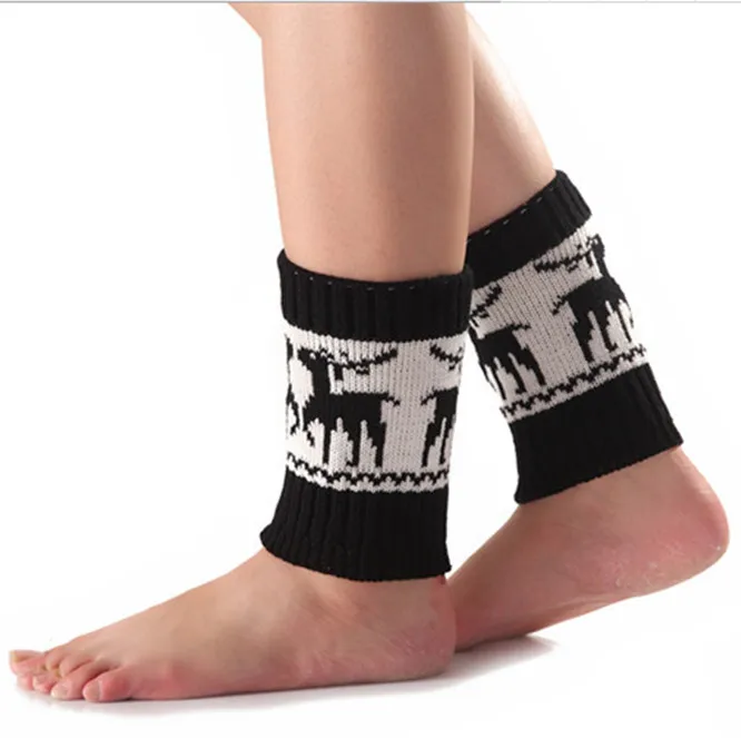 Fashion Women Warm Winter Crochet Boot Cuffs Elk Knitted Toppers Socks Leg Warmer Cartoon Print