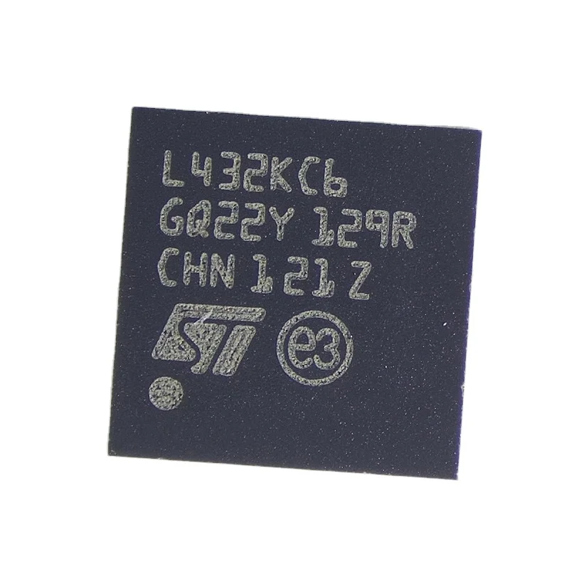 Сверхмощные Светодиоды красного свечения IC Программируемый (FPGA) IC 32-UFQFN LCMXO2-1200HC-4SG32C