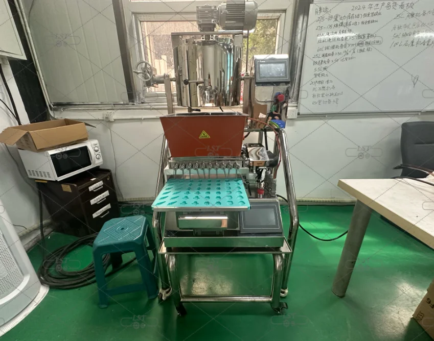 LST Newest design Automatic Desktop Chocolate Gummy Jelly Hard Candy Chocolate Depositing Machine with sugar cooker