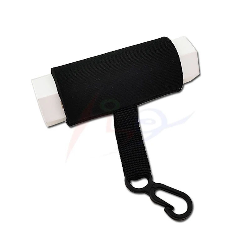 Custom Fashion Lips Cosmetic Pouch Lipstick Case for Ladies Neoprene Lipstick Sleeve Lip Balm Key Chain